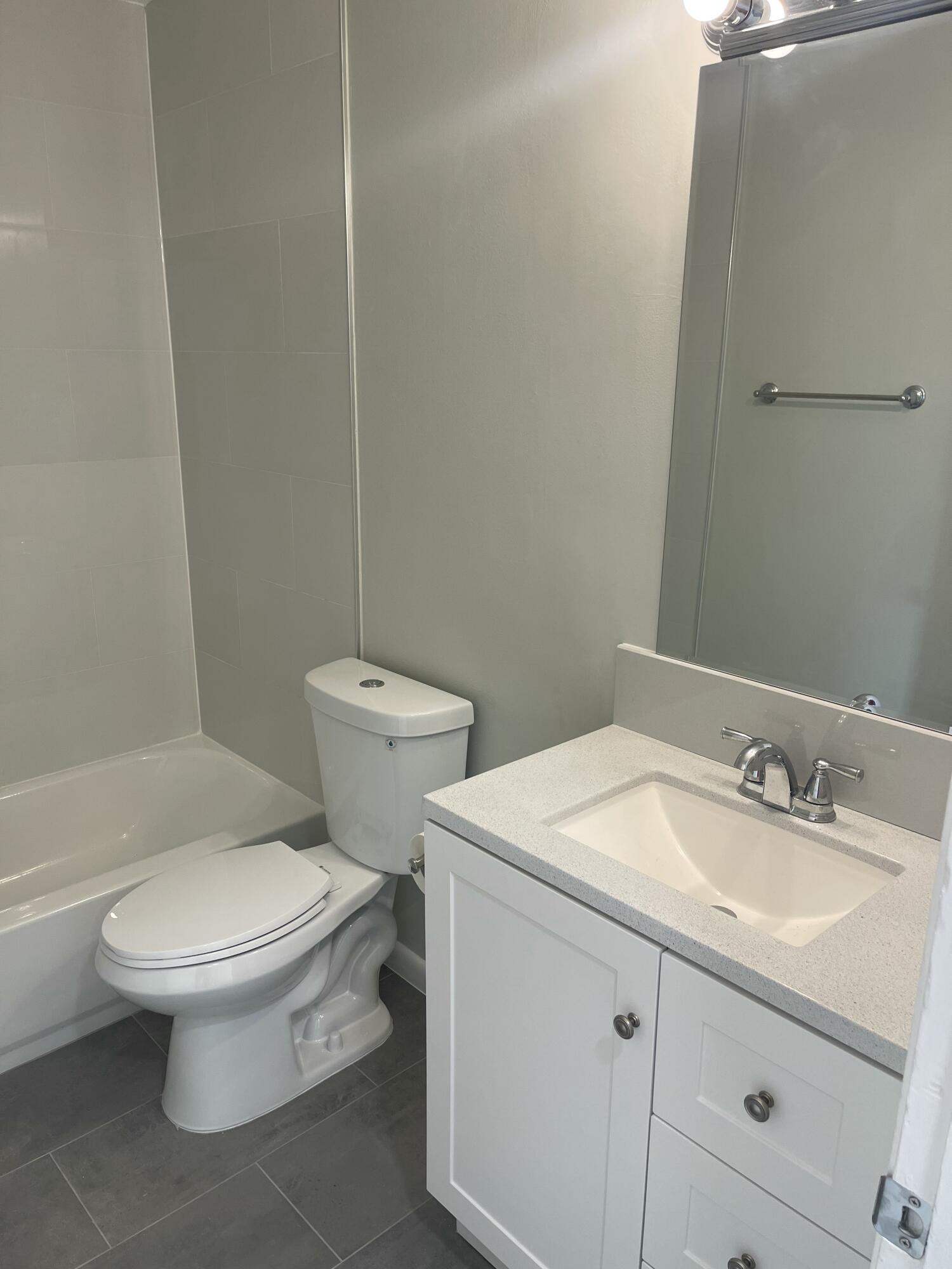 PORT ST LUCIE SECTION 6 - Residential Lease