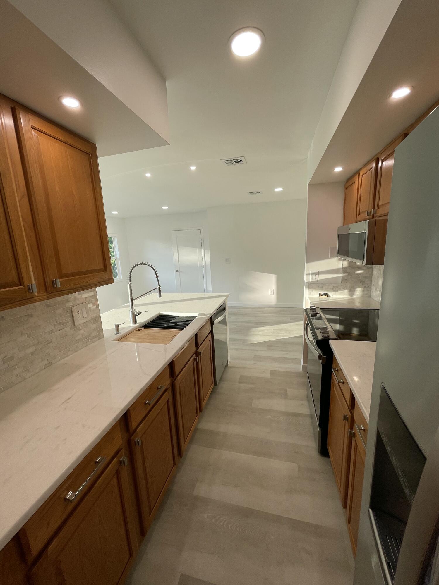 PORT ST LUCIE SECTION 6 - Residential Lease