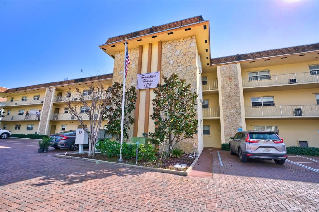 Photo of 124 Shore Court #205, North Palm Beach, FL 33408 (MLS # R10723214)