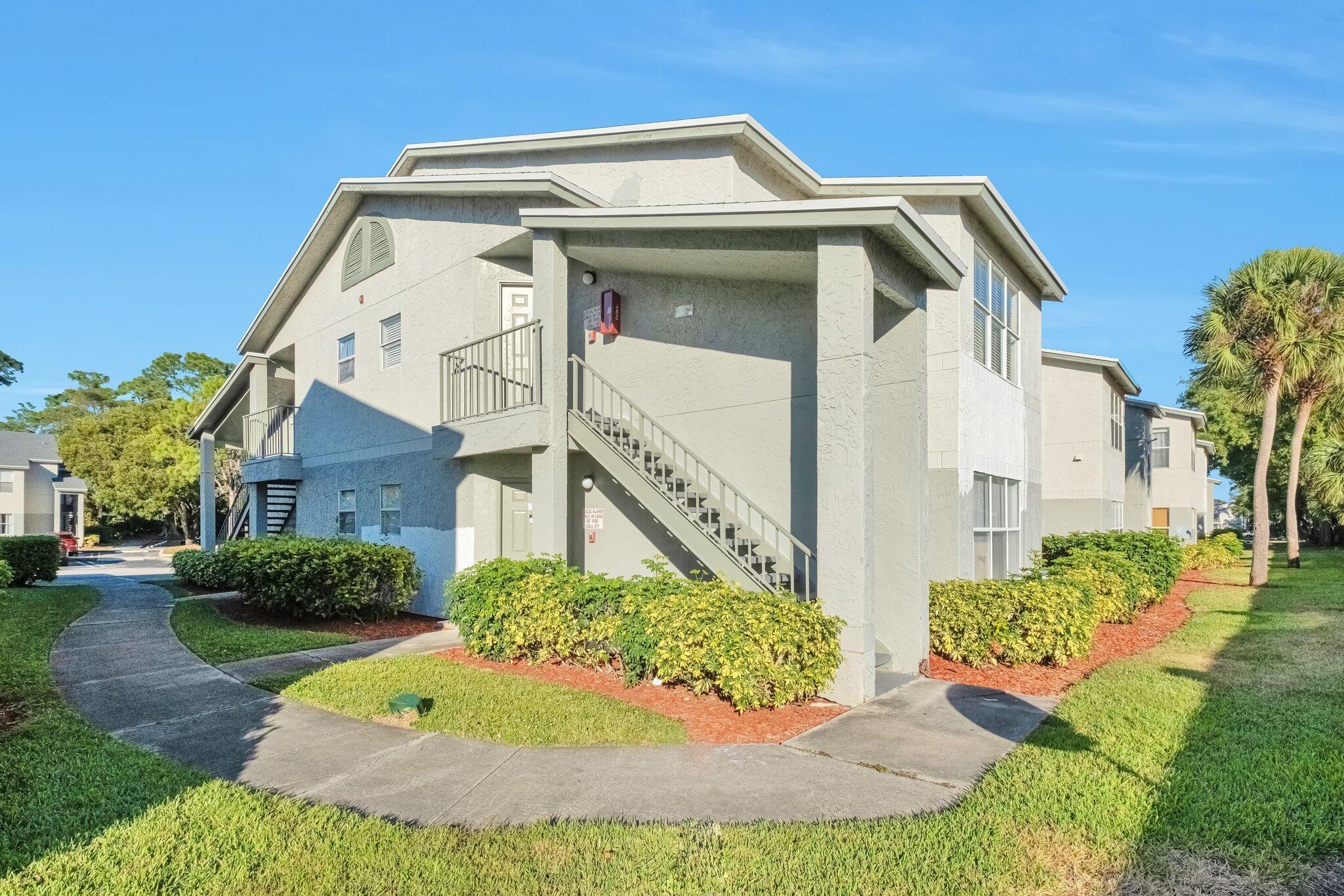 2nd floor, end unit with vaulted ceiling. Tilled throughout, newer appliances. Close to community pool. Central location. *Equal Housing Opportunity