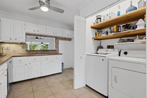 Tiny photo for 143 SE 7th Street, Deerfield Beach, FL 33441 (MLS # B26079781)