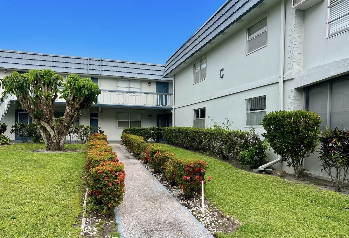 KINGS POINT TUSCANY CONDOS - Residential Lease