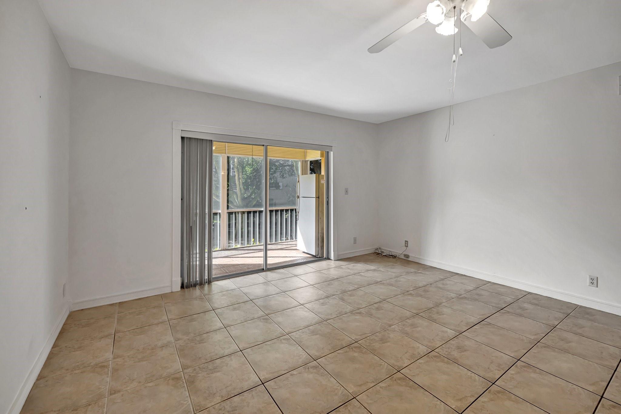 PLANTATION TERRACE CONDO - Residential