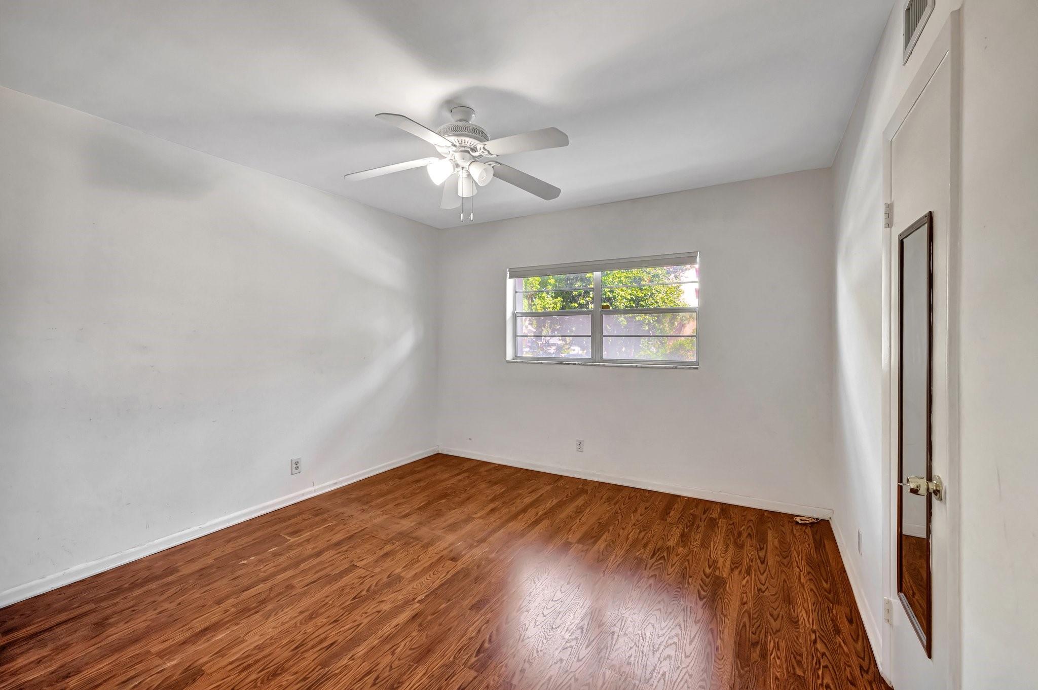 PLANTATION TERRACE CONDO - Residential