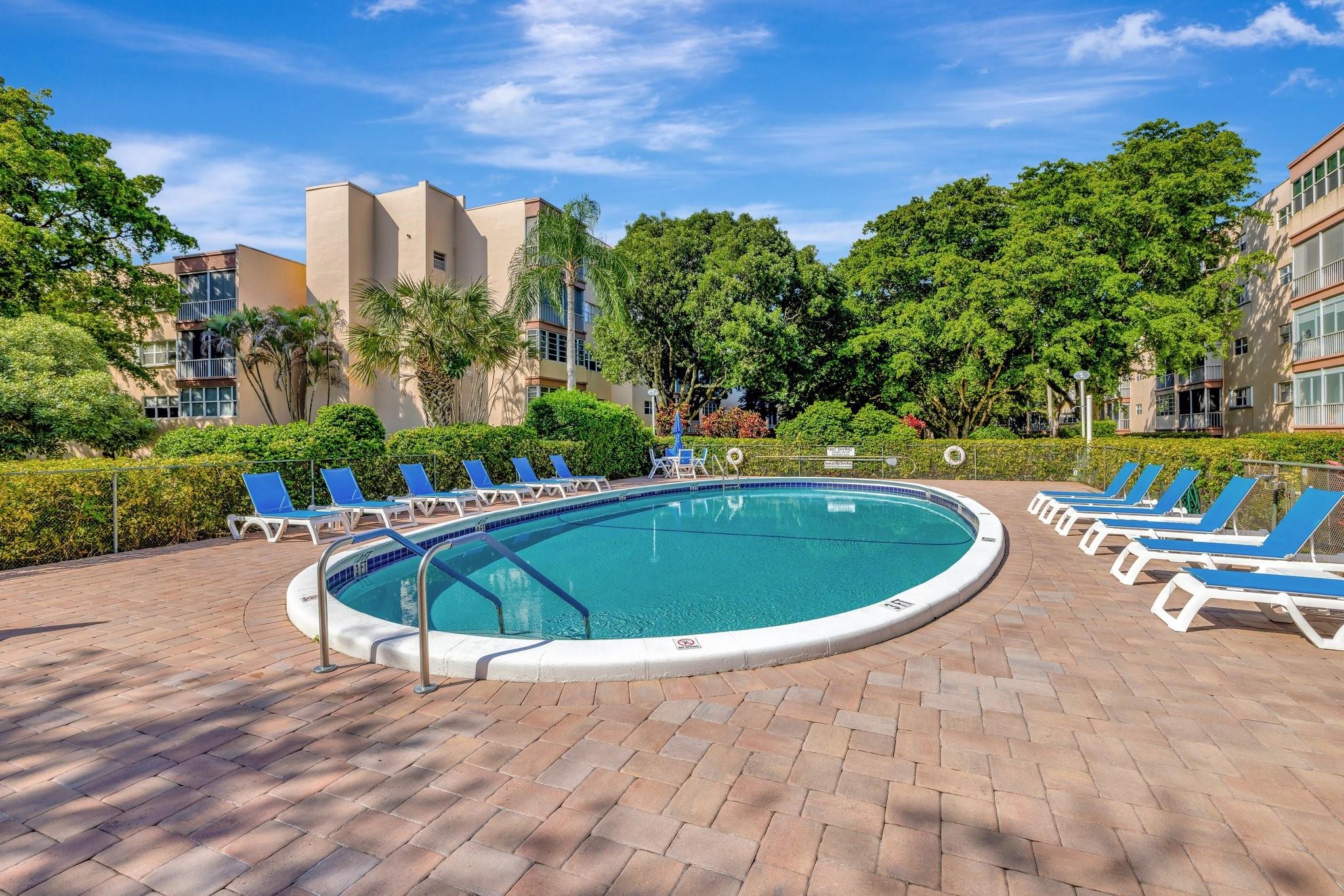 PLANTATION TERRACE CONDO - Residential