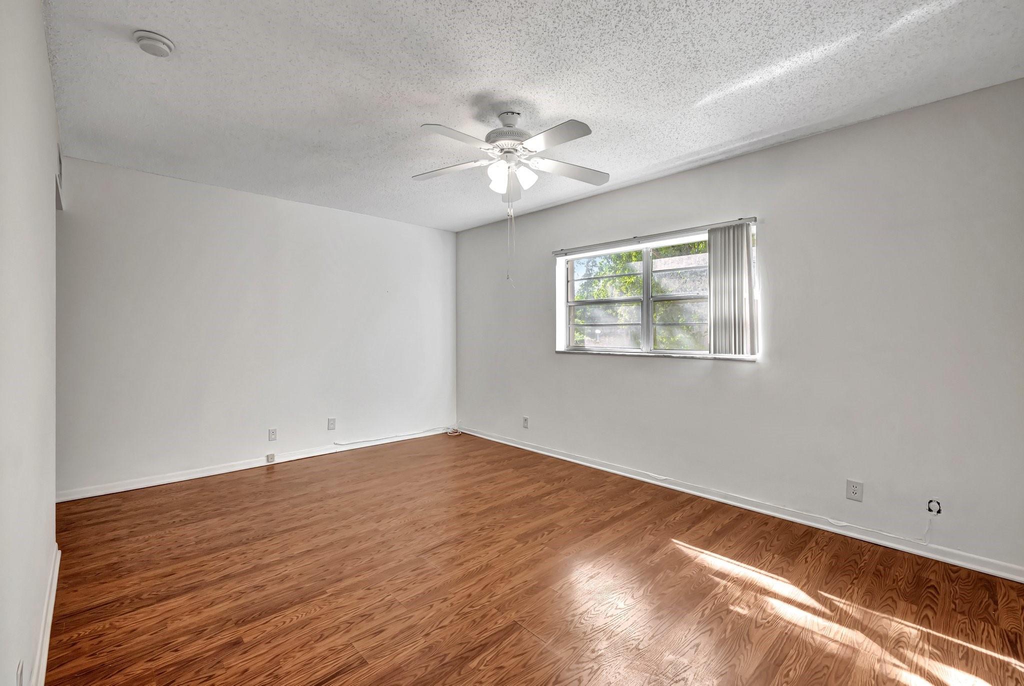 PLANTATION TERRACE CONDO - Residential