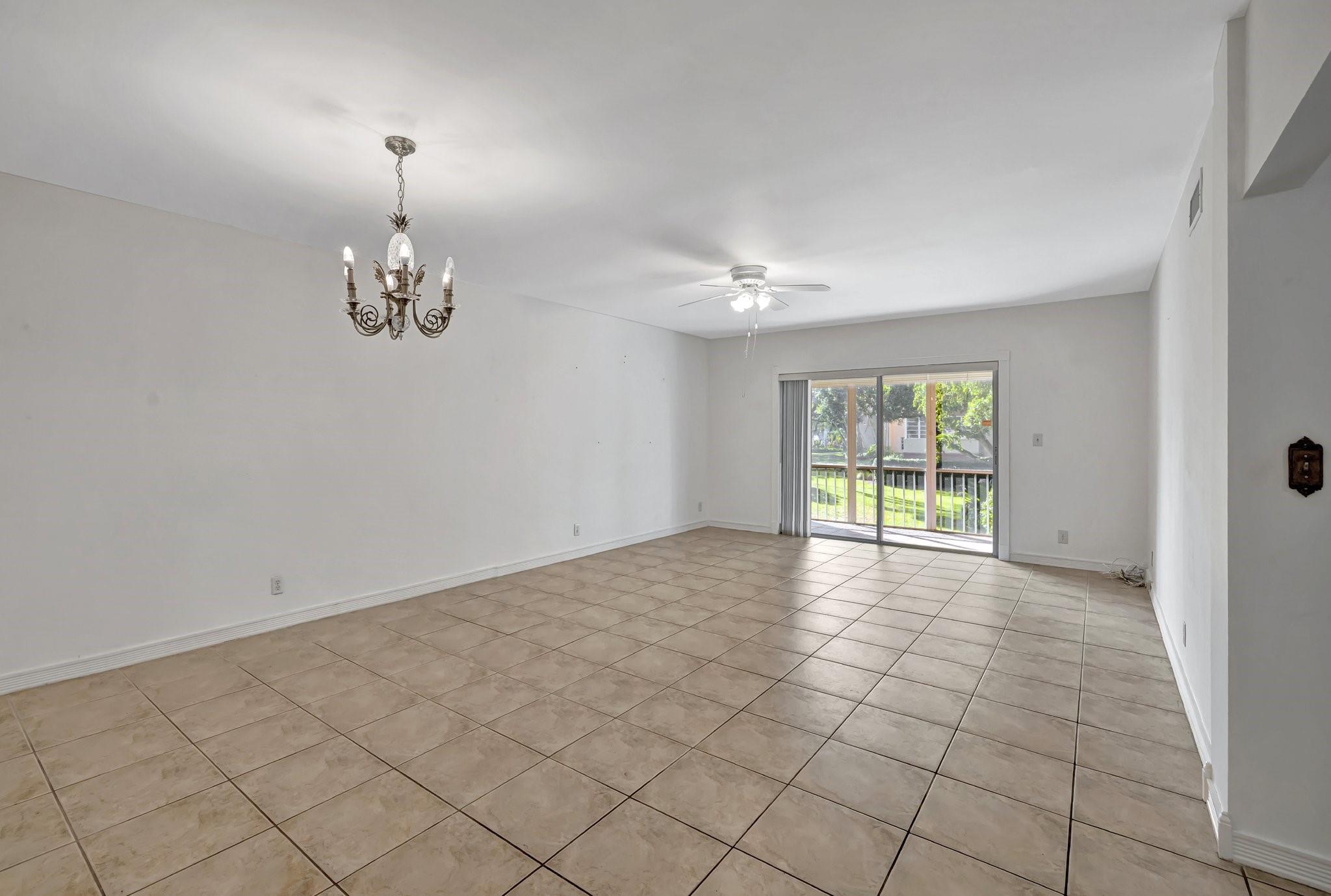 PLANTATION TERRACE CONDO - Residential