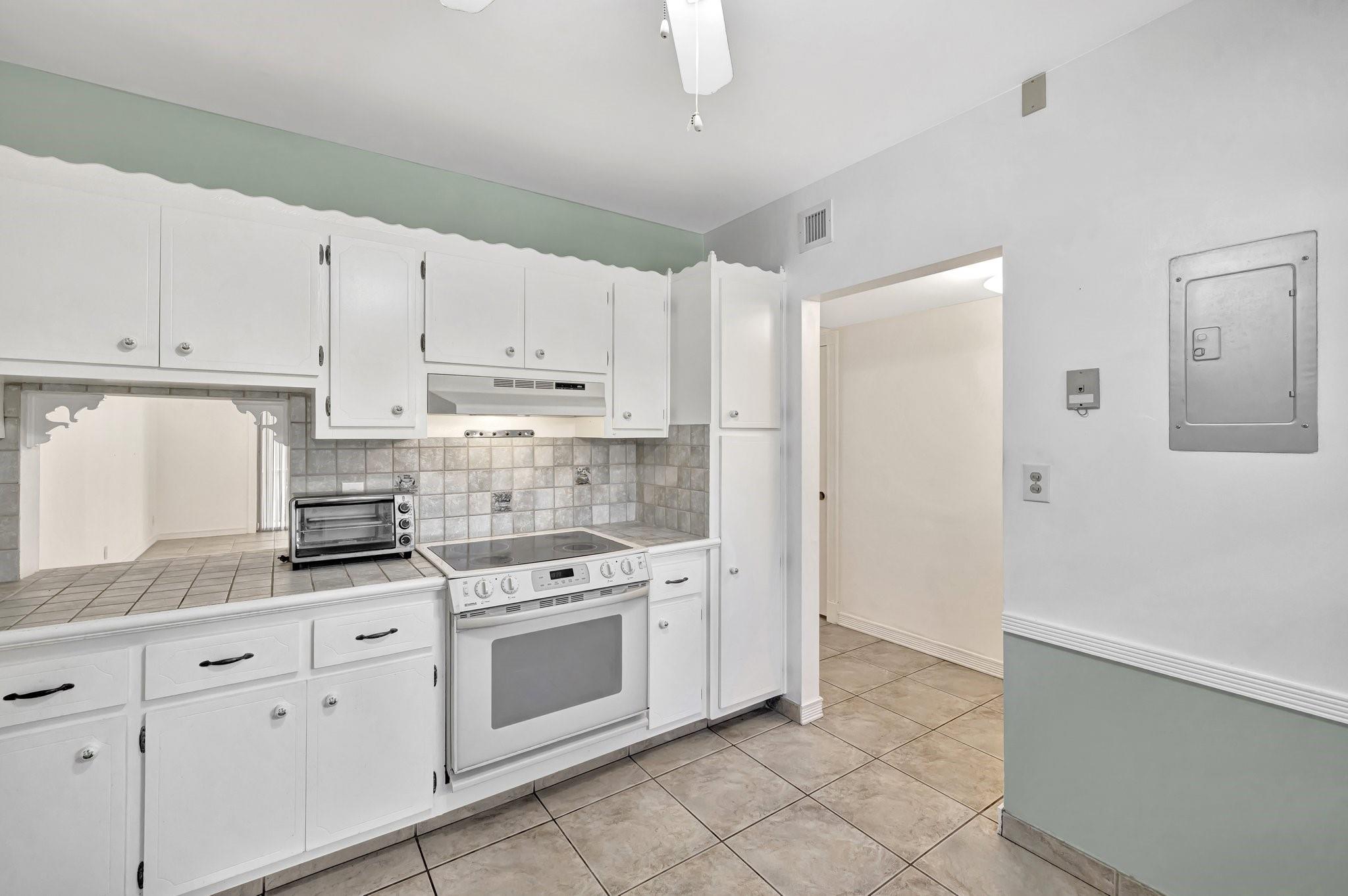 PLANTATION TERRACE CONDO - Residential