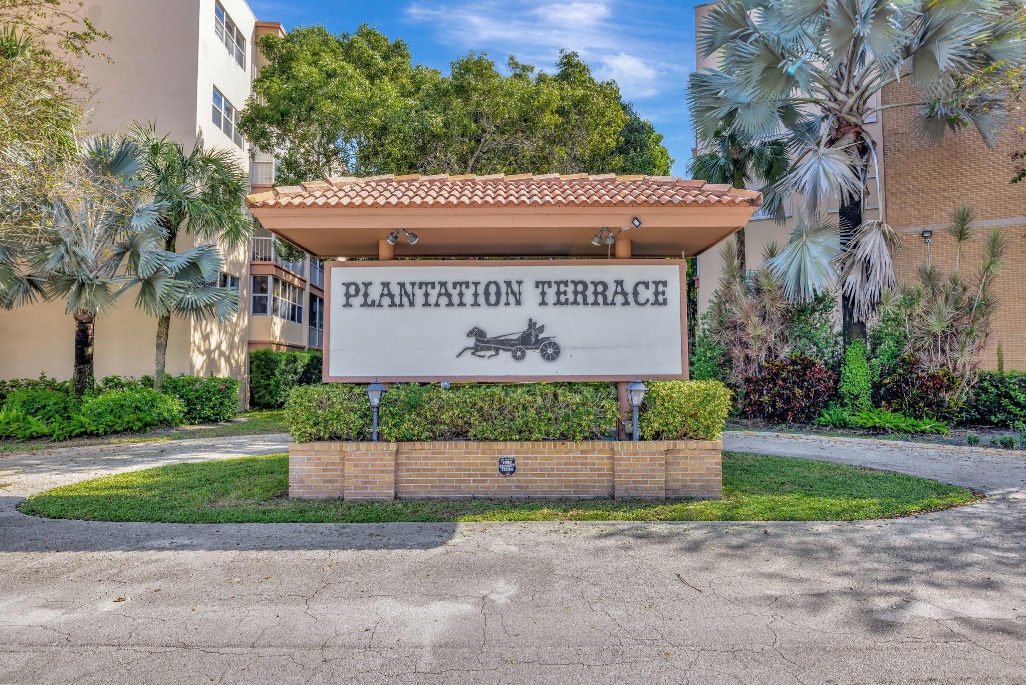 PLANTATION TERRACE CONDO - Residential