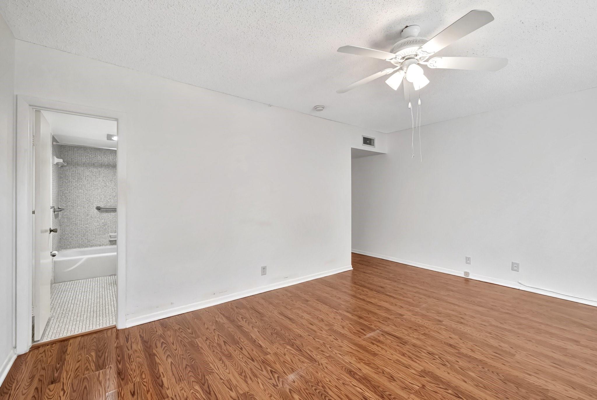 PLANTATION TERRACE CONDO - Residential