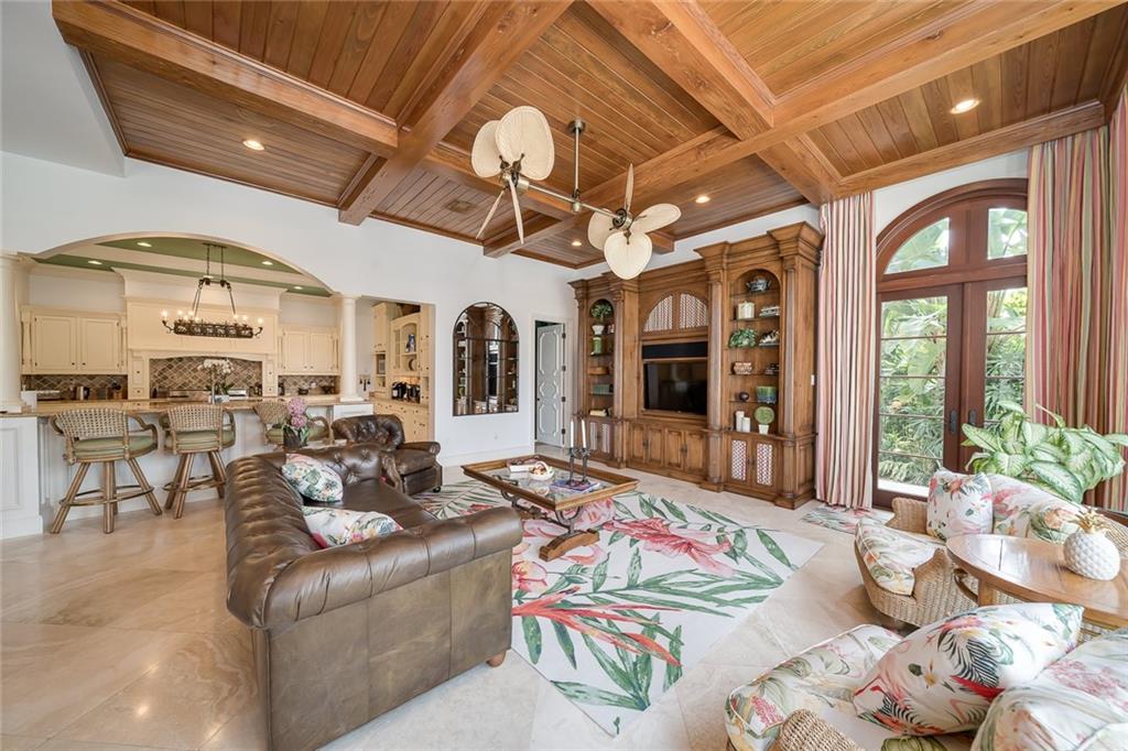 Laguna Isle 40-1 B - Residential