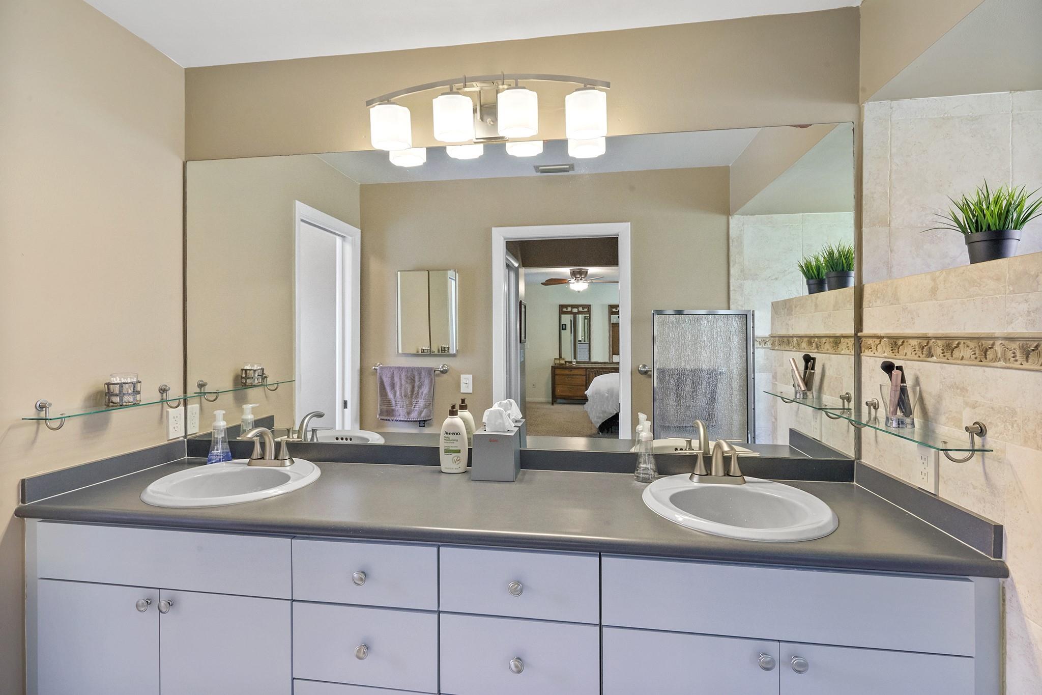 Jacaranda Lakes Sec 13 - Residential