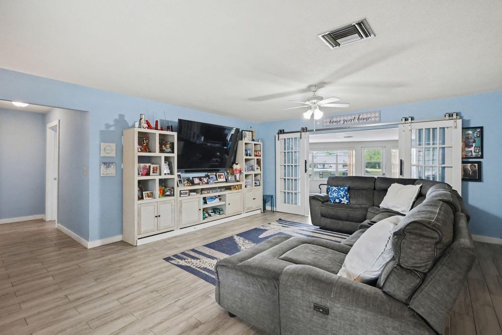 Photo of 4803 Palo Verde Drive, Boynton Beach, FL 33436 (MLS # R11145790)