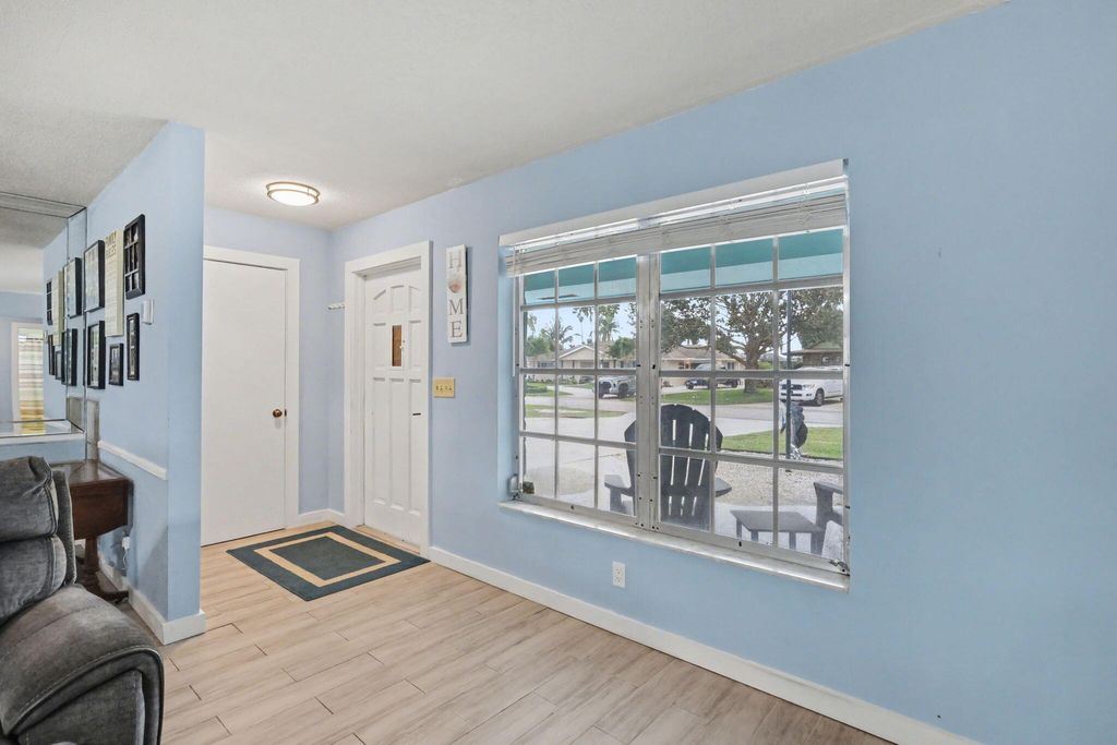 Photo of 4803 Palo Verde Drive, Boynton Beach, FL 33436 (MLS # R11145790)