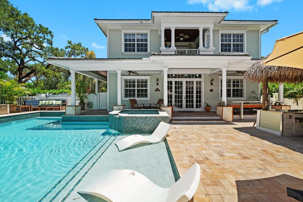 Photo of 1400 SW 18th Court, Fort Lauderdale, FL 33315 (MLS # F10447015)