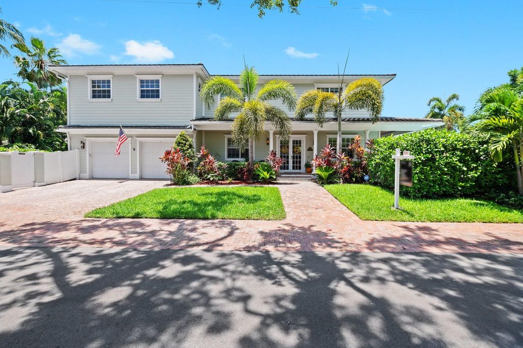 Photo of 1400 SW 18th Court, Fort Lauderdale, FL 33315 (MLS # F10447015)