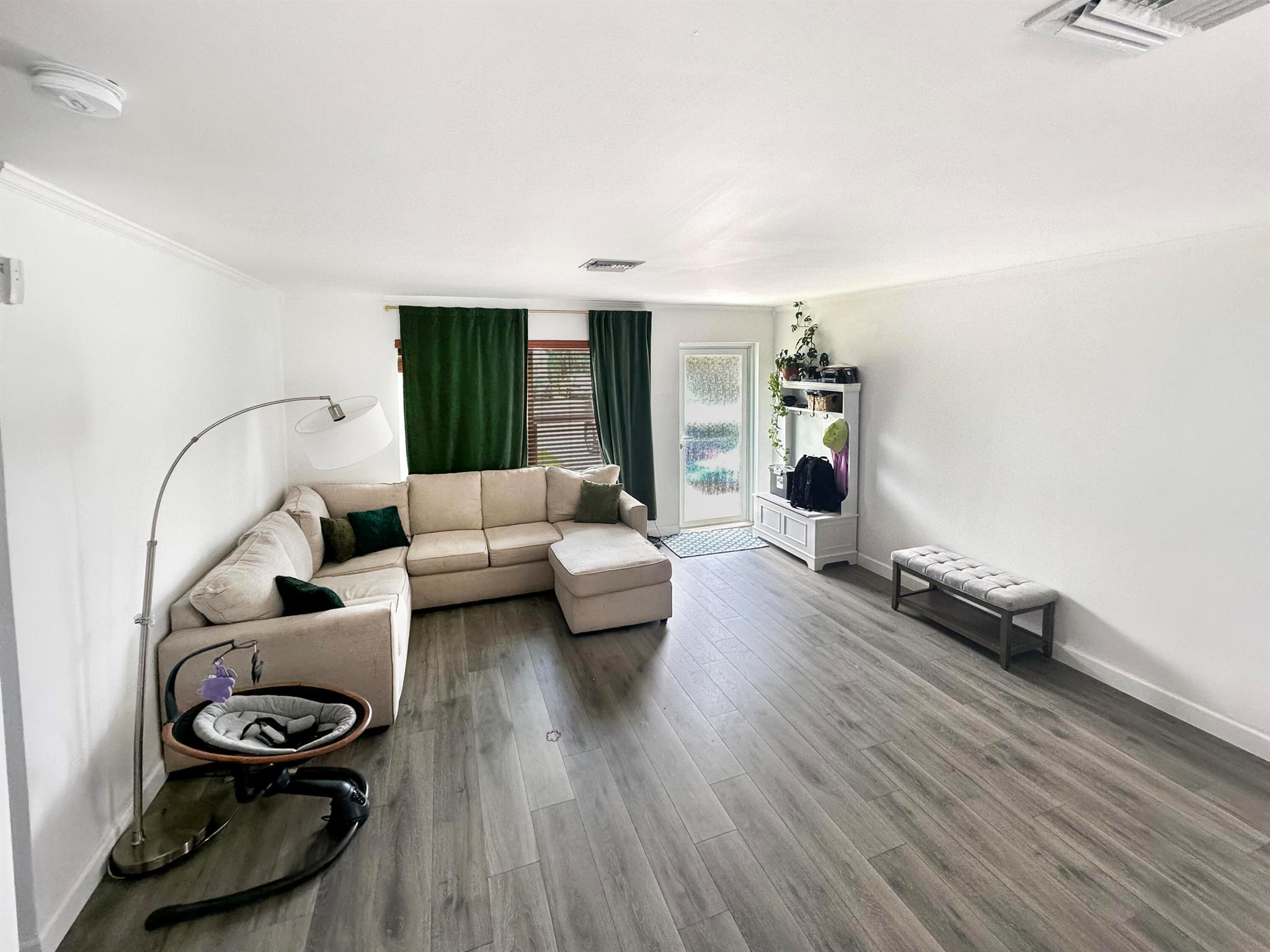 BROADVIEW COUNTRY CLUB ES - Residential