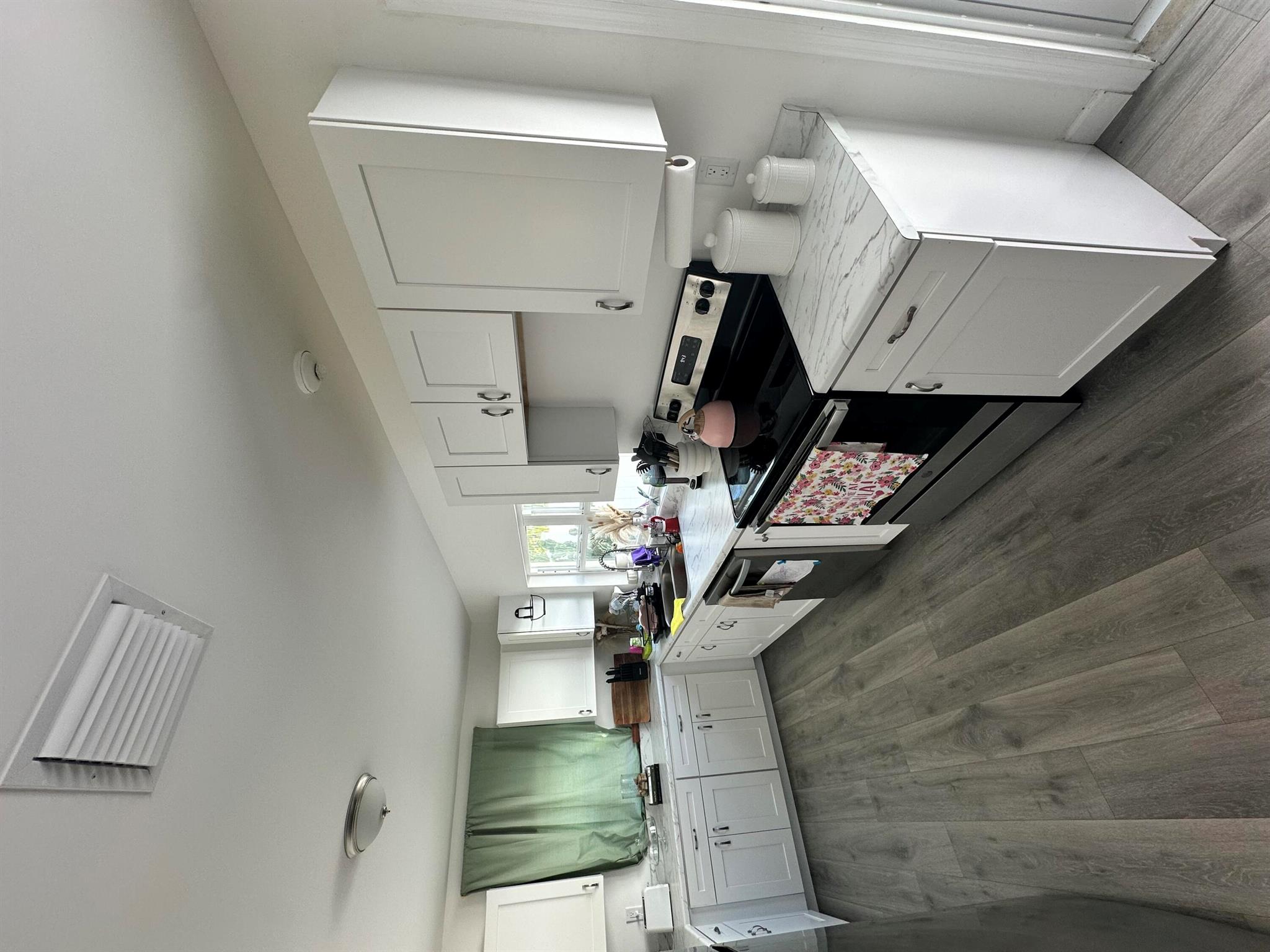 BROADVIEW COUNTRY CLUB ES - Residential