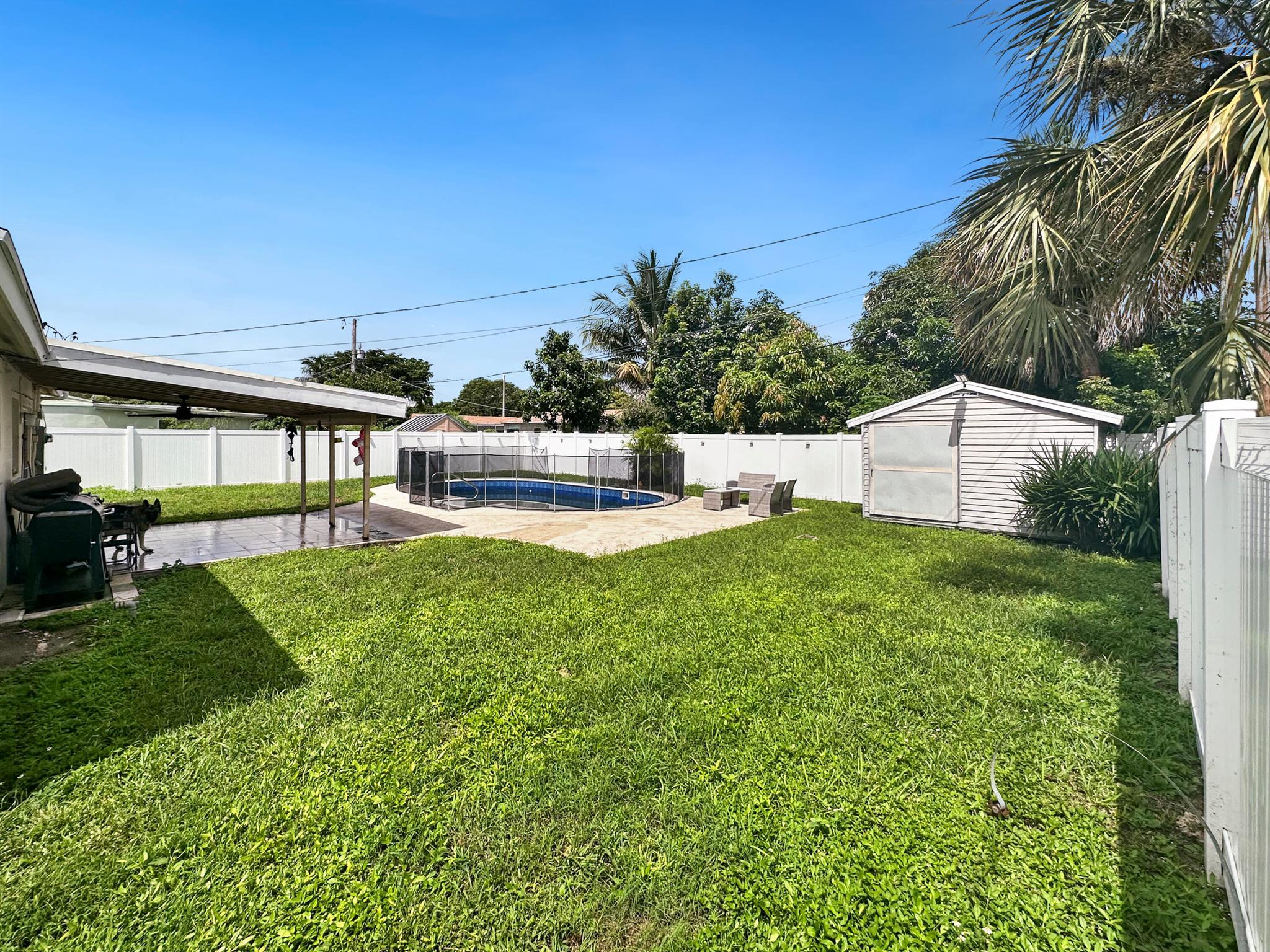 BROADVIEW COUNTRY CLUB ES - Residential