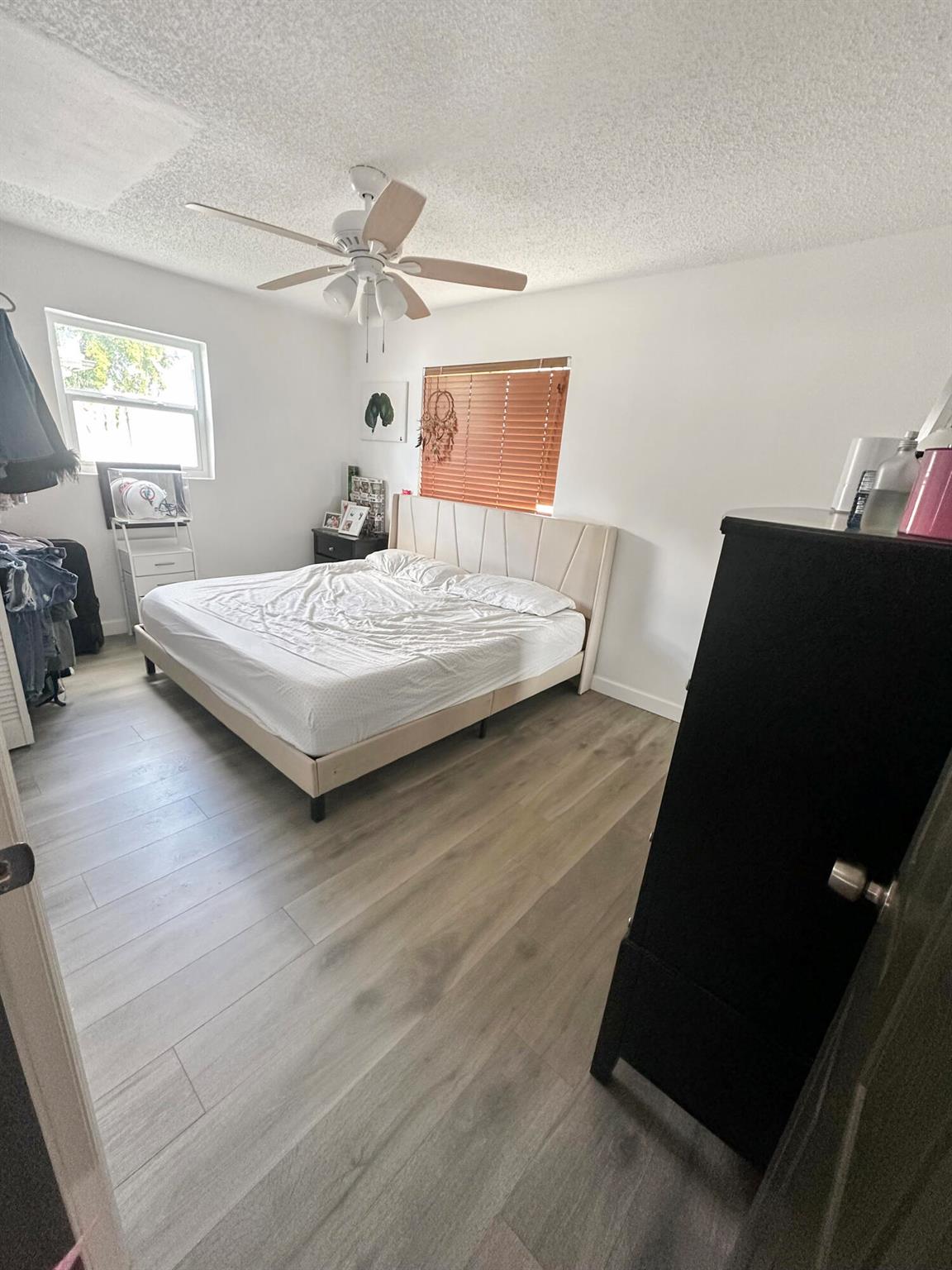 BROADVIEW COUNTRY CLUB ES - Residential