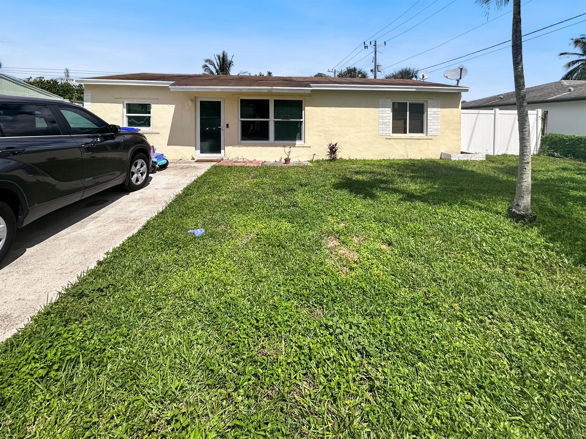6231 SW 15th Court
