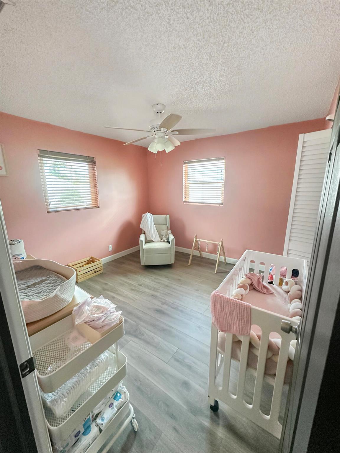 BROADVIEW COUNTRY CLUB ES - Residential