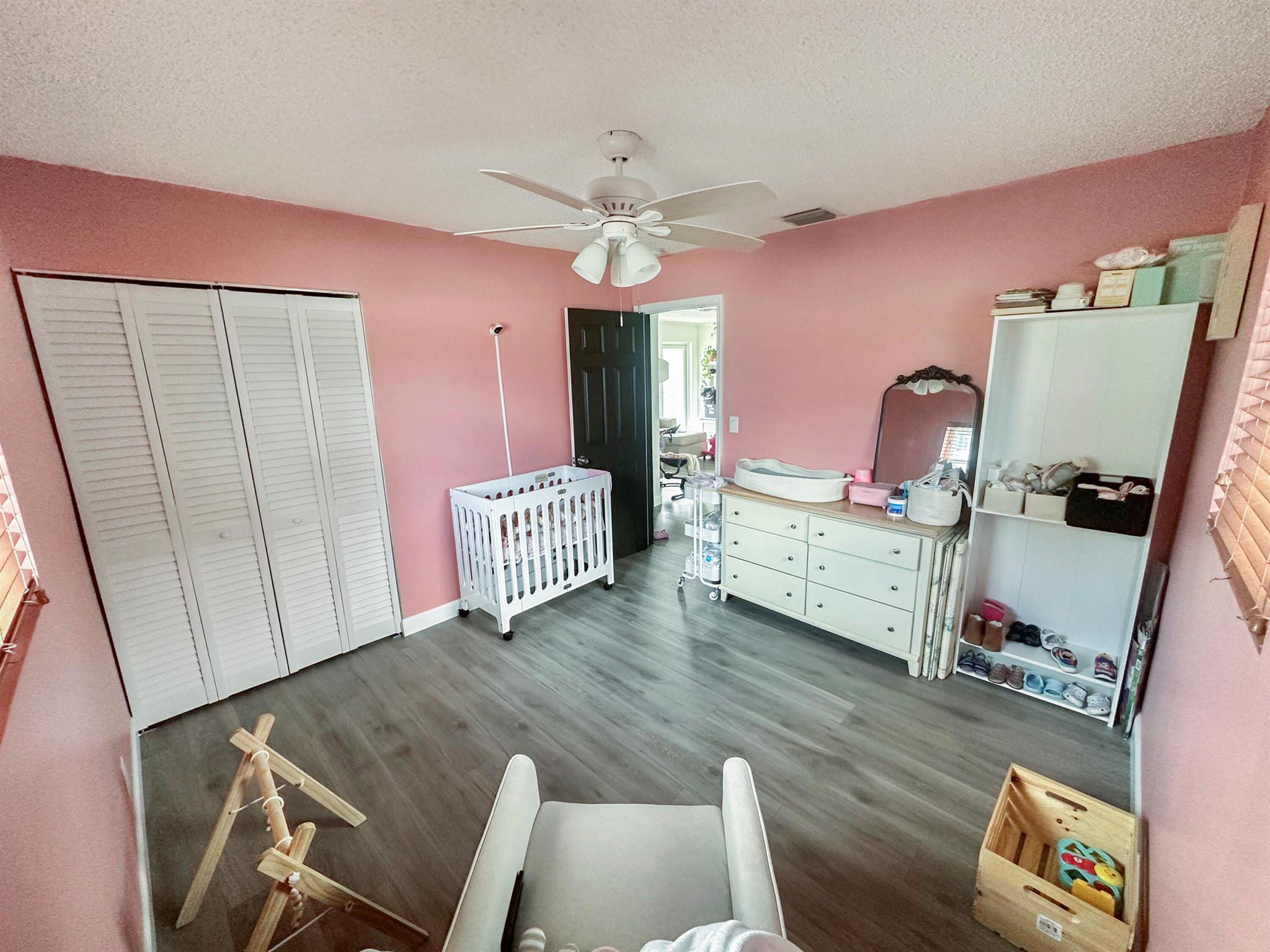 BROADVIEW COUNTRY CLUB ES - Residential