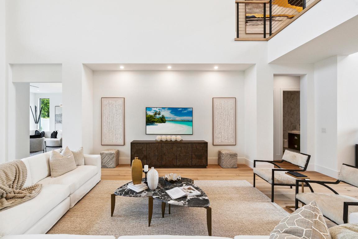 ELLAMAR - Residential