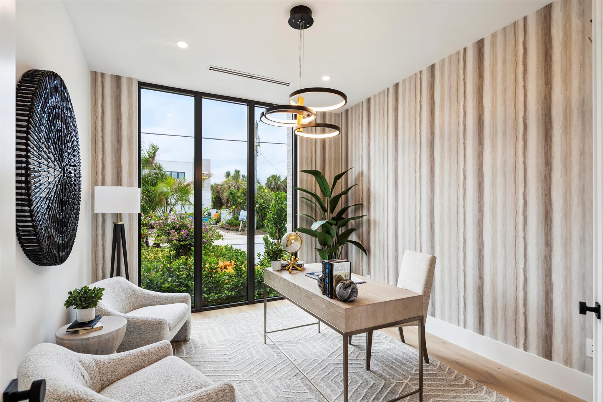 ELLAMAR - Residential