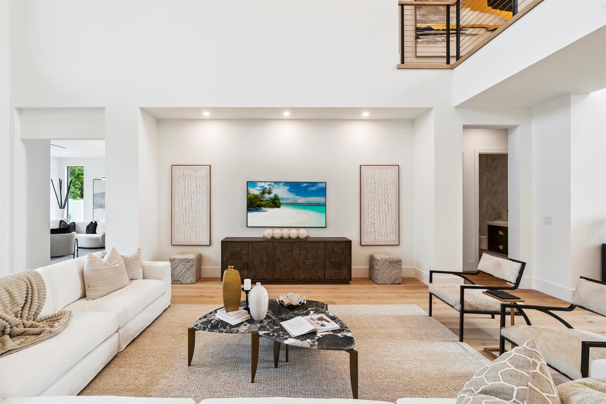 ELLAMAR - Residential