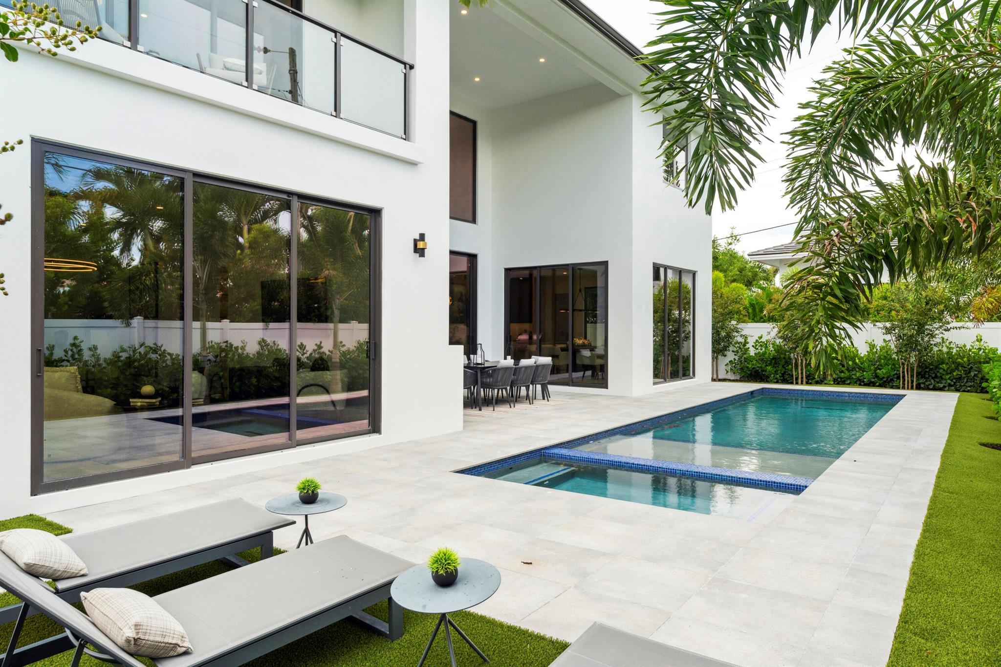 ELLAMAR - Residential