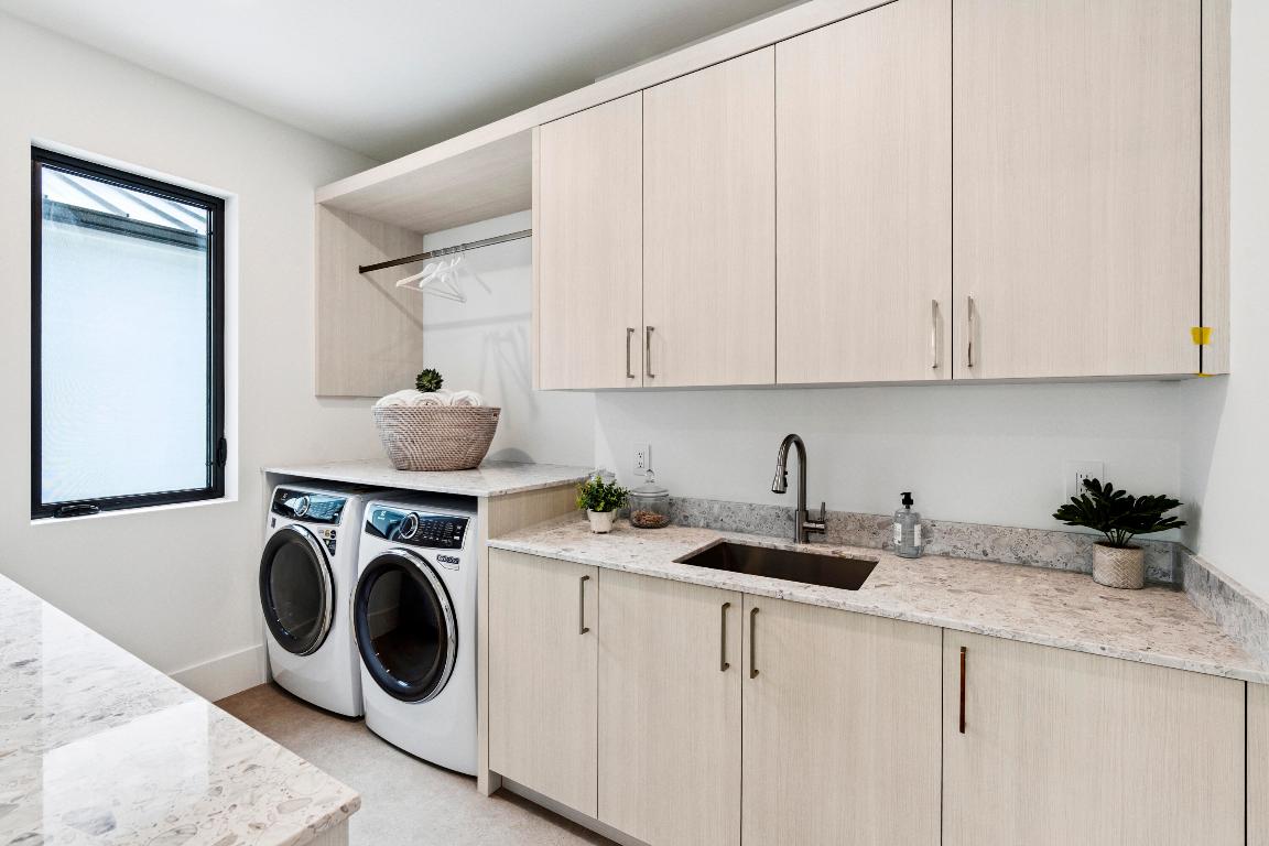 ELLAMAR - Residential