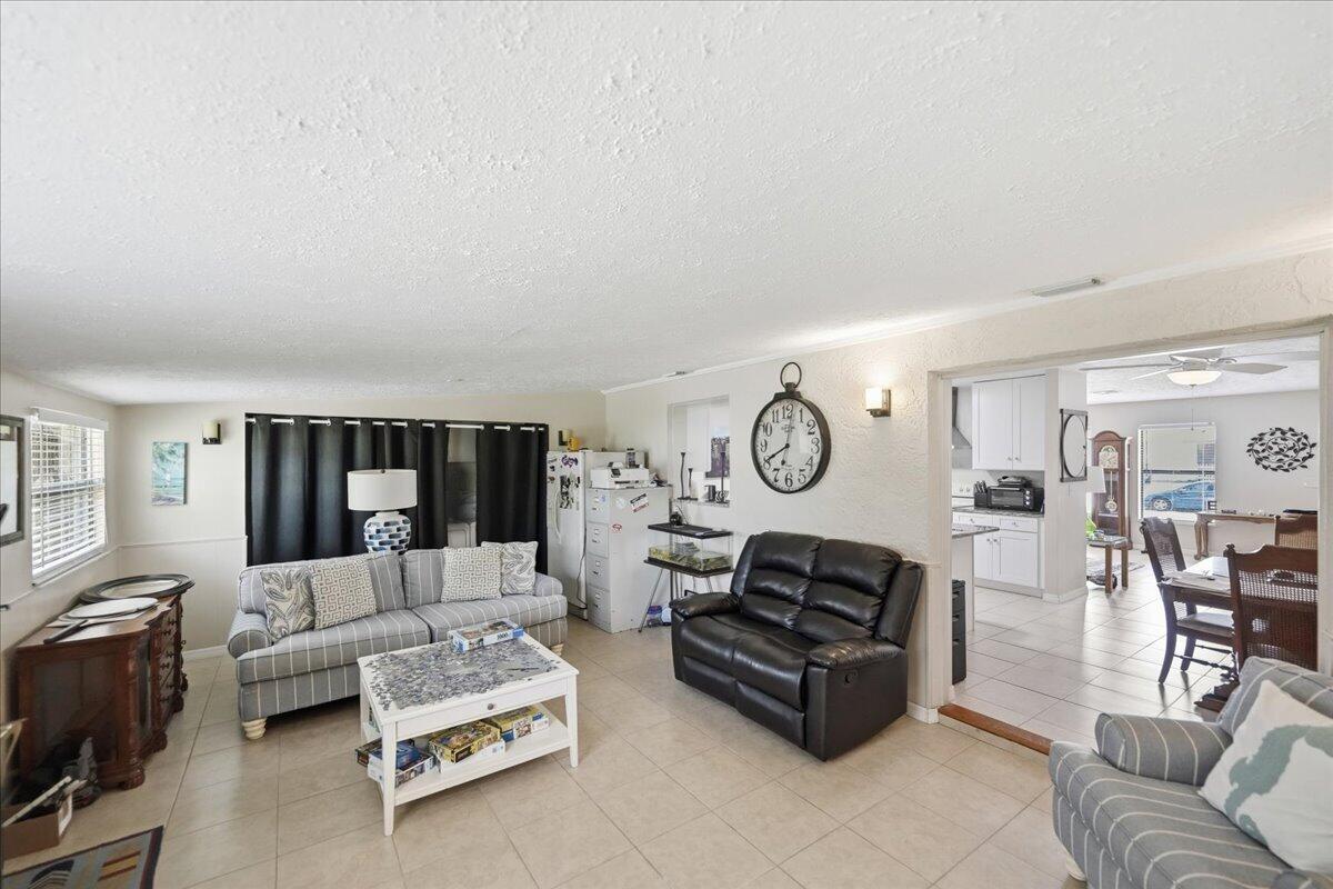 PORT ST LUCIE SECTION 3 - Residential