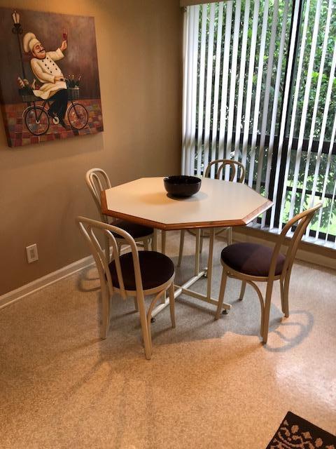 GOLF VILLAS - Residential