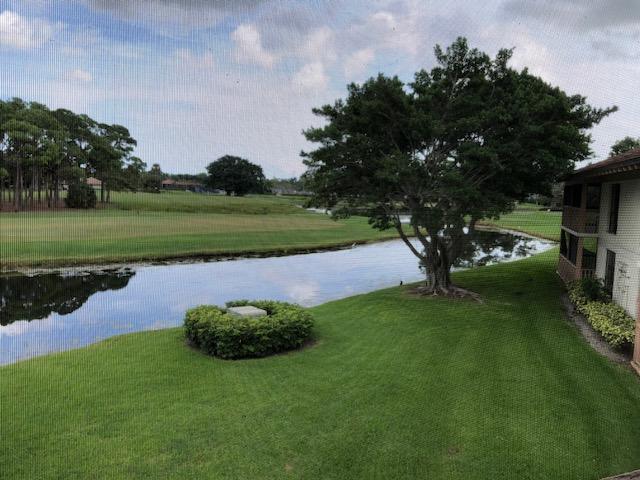 GOLF VILLAS - Residential