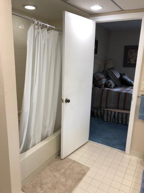 GOLF VILLAS - Residential