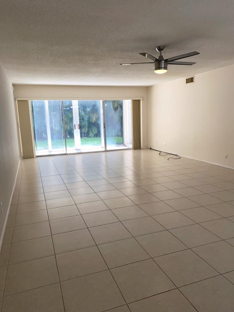 3615 Citrus Trce #3