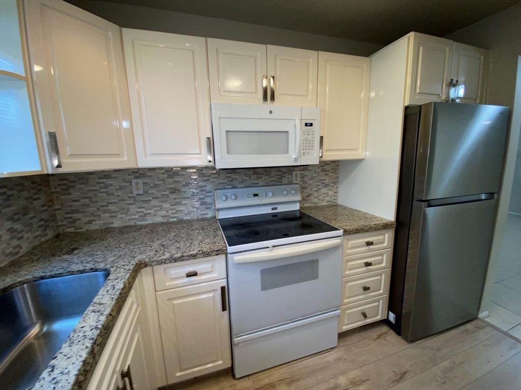 3615 Citrus Trce #3