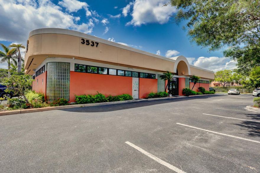 Excellent opportunity to lease flexible office or medical space in a high-traffic area of West Palm Beach. Located at 3537 Forest Hill Blvd, this suite is adjacent to an established urgent care center, making it ideal for healthcare, therapy, or general office use. The property offers outstanding visibility with daily traffic counts ranging from 6,000 to 15,000 vehicles. Convenient access to I-95 and Florida's Turnpike, and surrounded by dense residential neighborhoods, schools, and retail centers. Features ample parking and prominent signage opportunities. High-demand location for professionals seeking exposure and convenience. Utilities will be split with the urgent care office.