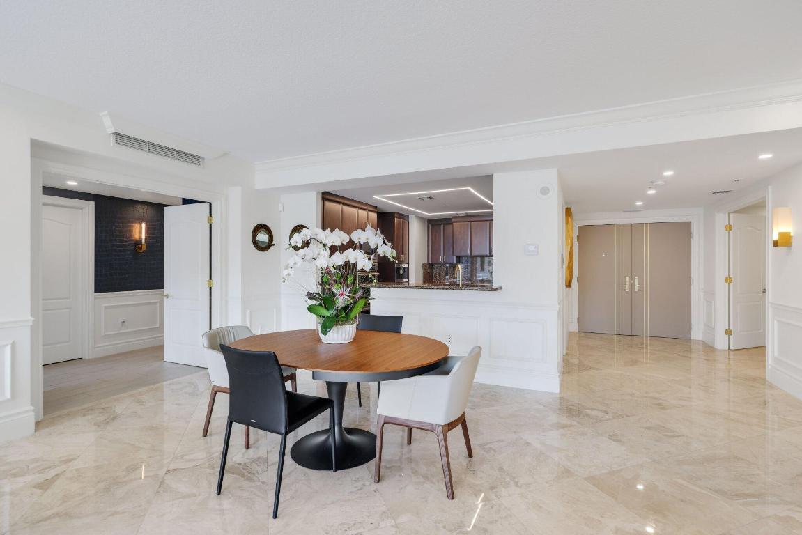 200 EAST - Residential Lease