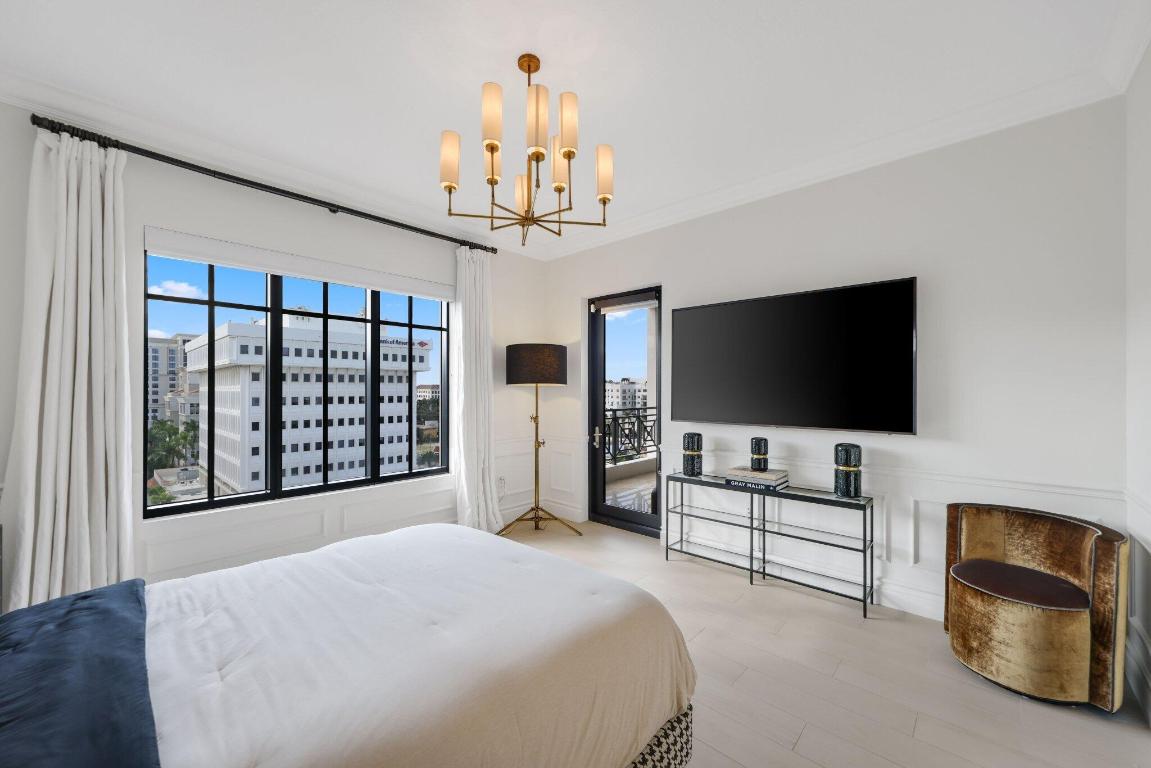 200 EAST - Residential Lease