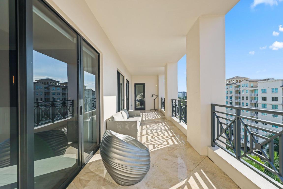 200 EAST - Residential Lease