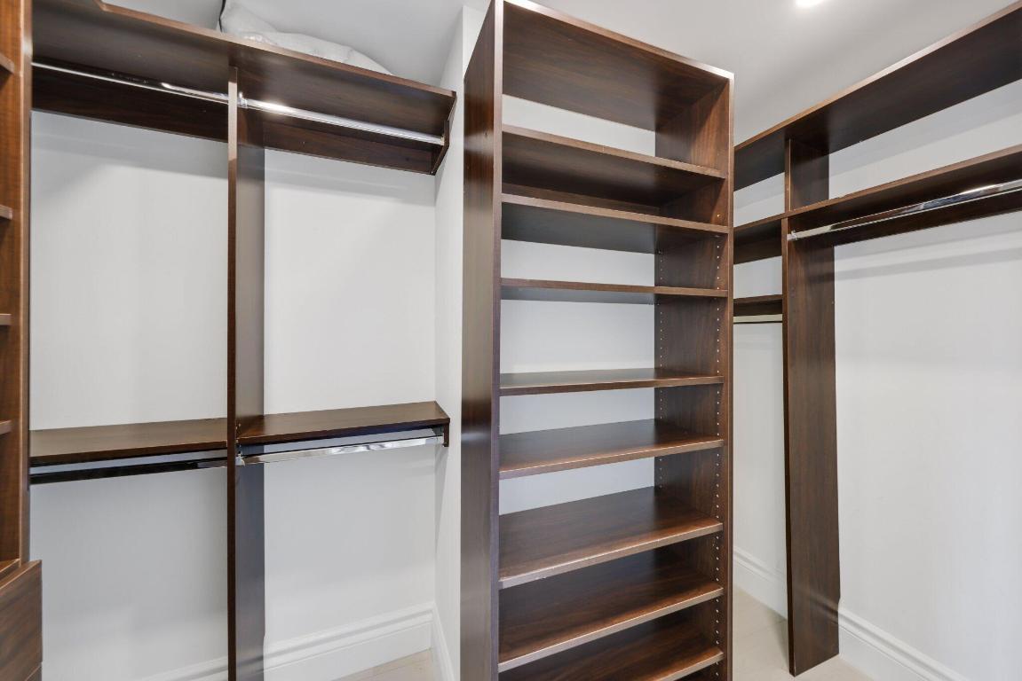 200 EAST - Residential Lease