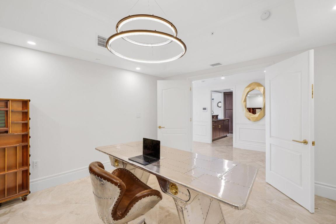 200 EAST - Residential Lease