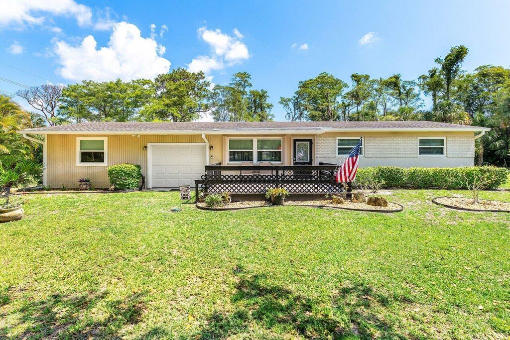 Photo of 4971 N Kay Street, Palm Beach Gardens, FL 33418 (MLS # R11094131)