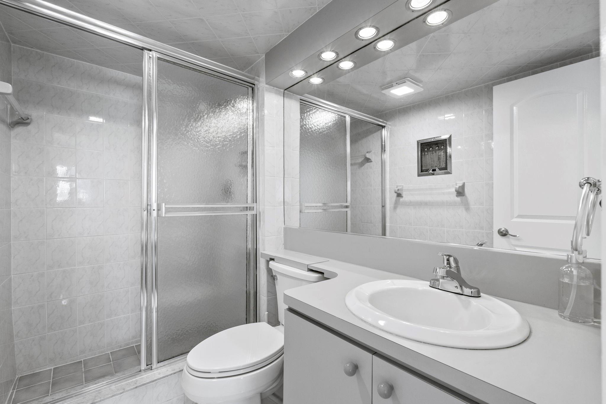 PARADISE VILLAS - Residential