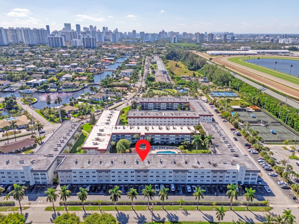 PARADISE VILLAS - Residential