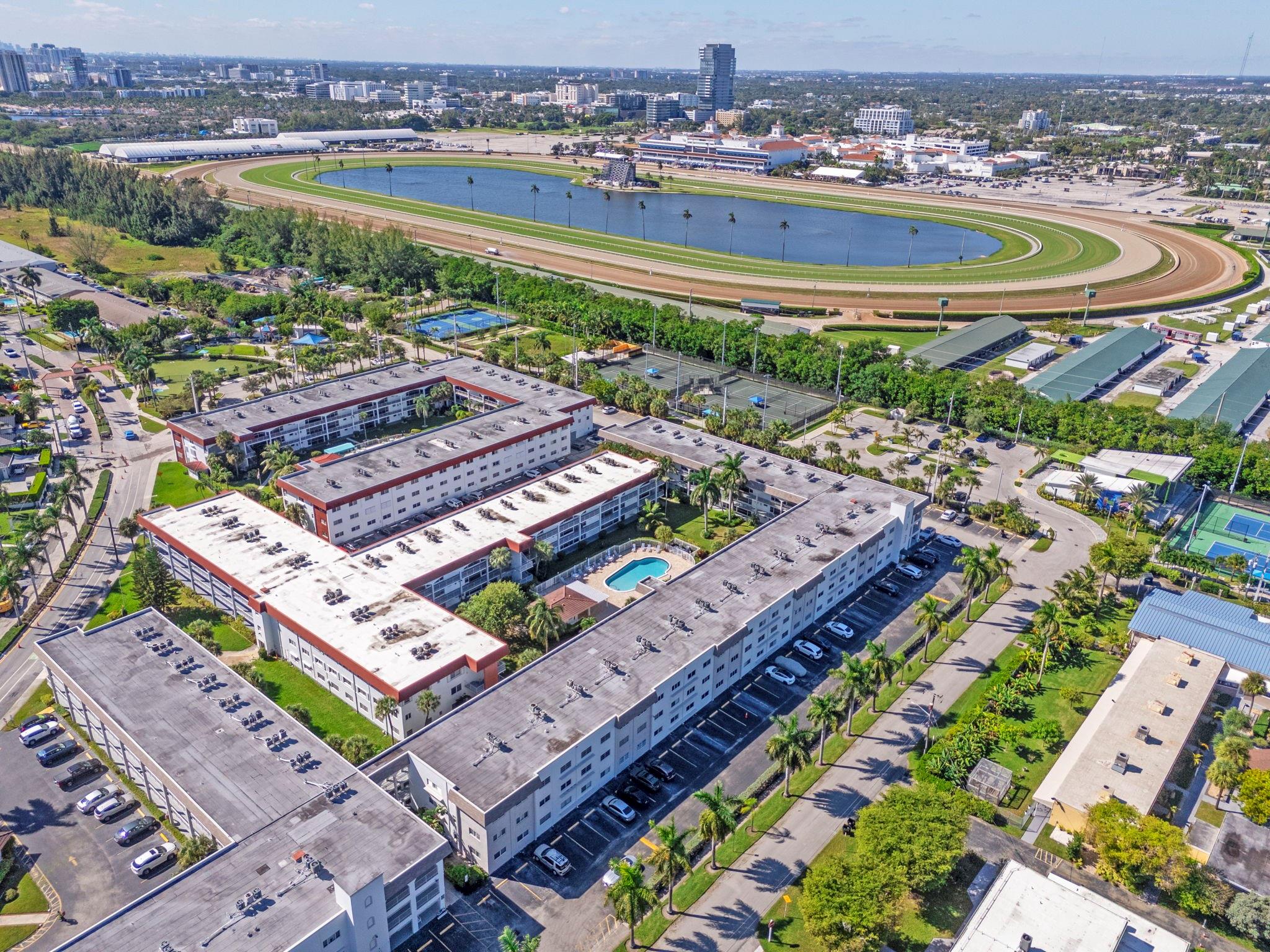 PARADISE VILLAS - Residential