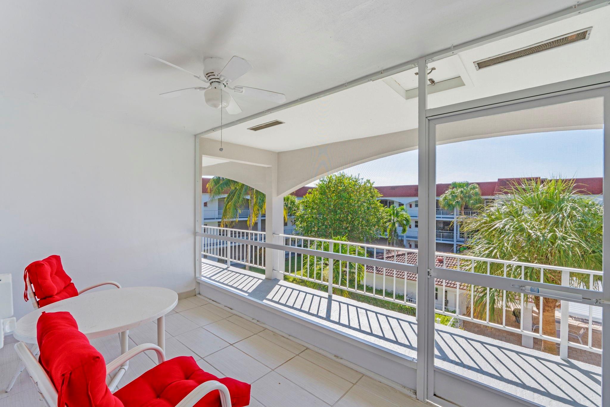 581 BLUE HERON DR 317-B