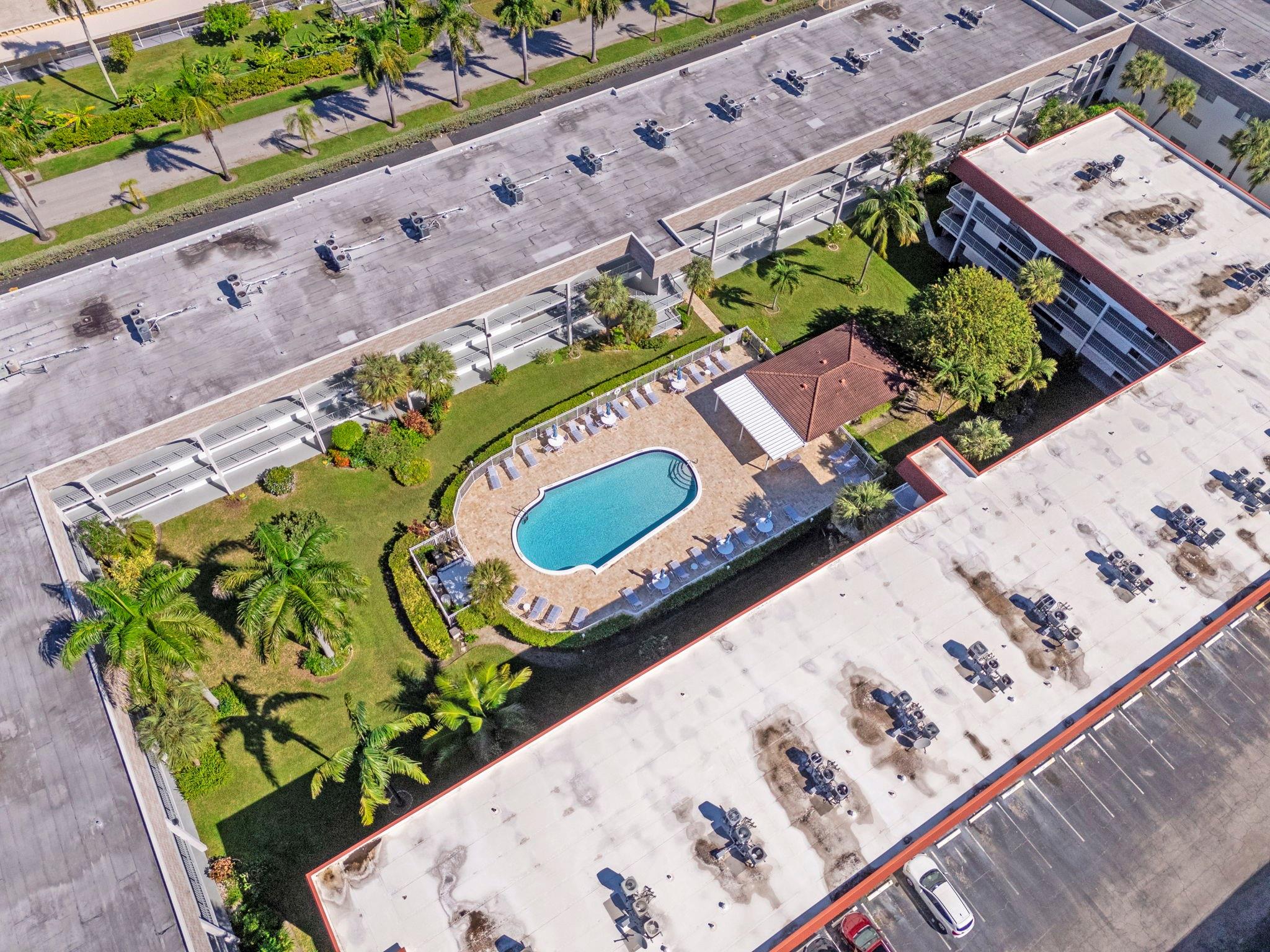 PARADISE VILLAS - Residential